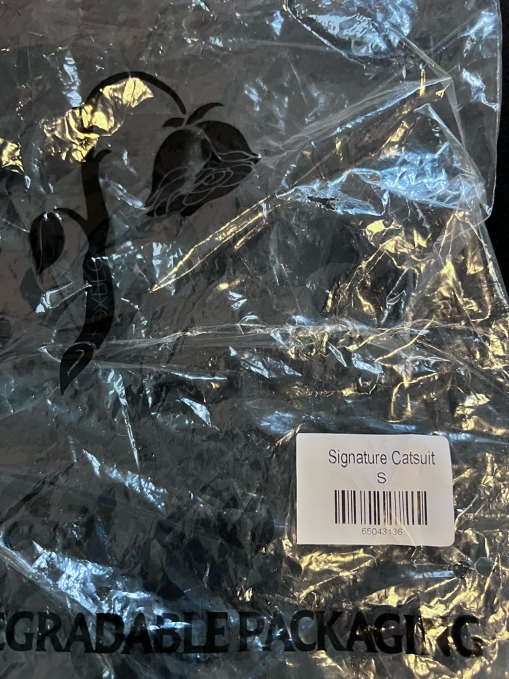 Foxblood Signature Catsuit, Small - Picture 5 of 6